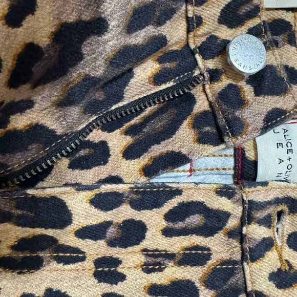 NWT Alice + Olivia Leopard Print Wide-Leg Wezzy Jeans size 30 - Picture 13 of 16